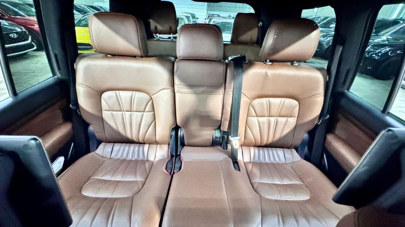 Toyota Land Cruiser GXR 4.0L GXR 5.7L warranty one year bank financie available