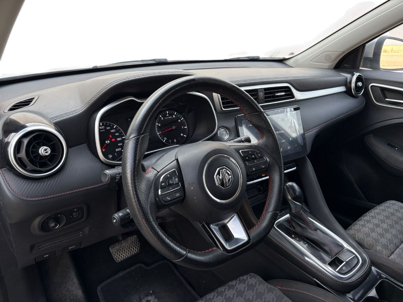 MG ZS ZS | 2023 | GCC SPECS | SILVER EXTERIOR | AED 799 per month