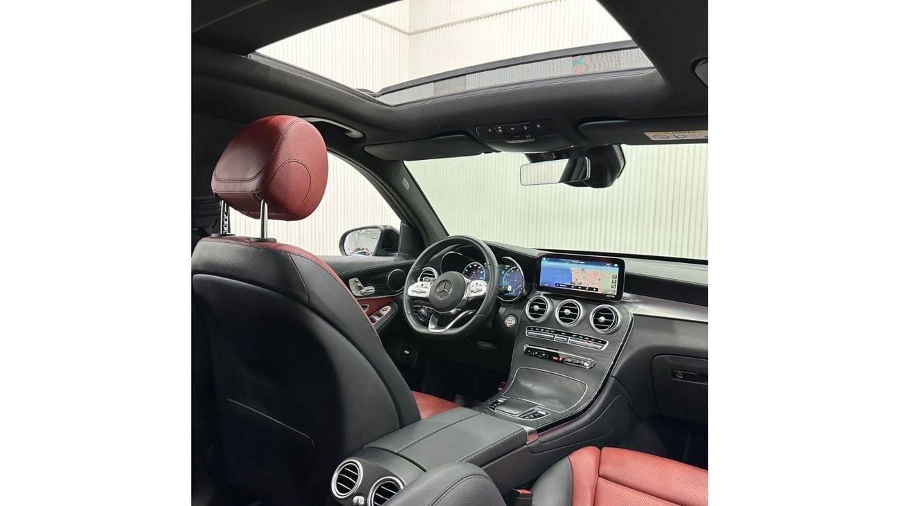 مرسيدس بنز GLC 200 Std 2021 Mercedes Benz GLC200 AMG, 2026 Mercedes Warranty, 2025 Mercedes Service Pack, Low Kms, GCC