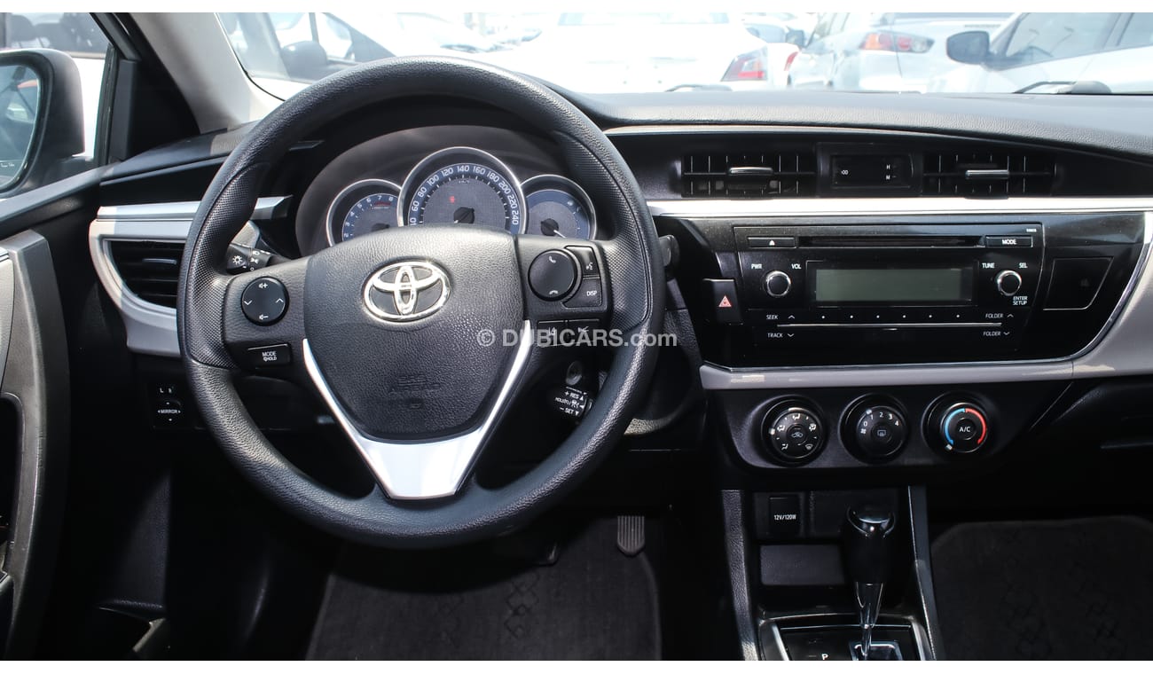 Toyota Corolla 2015 GCC  No Accident No Paint A perfect Condition