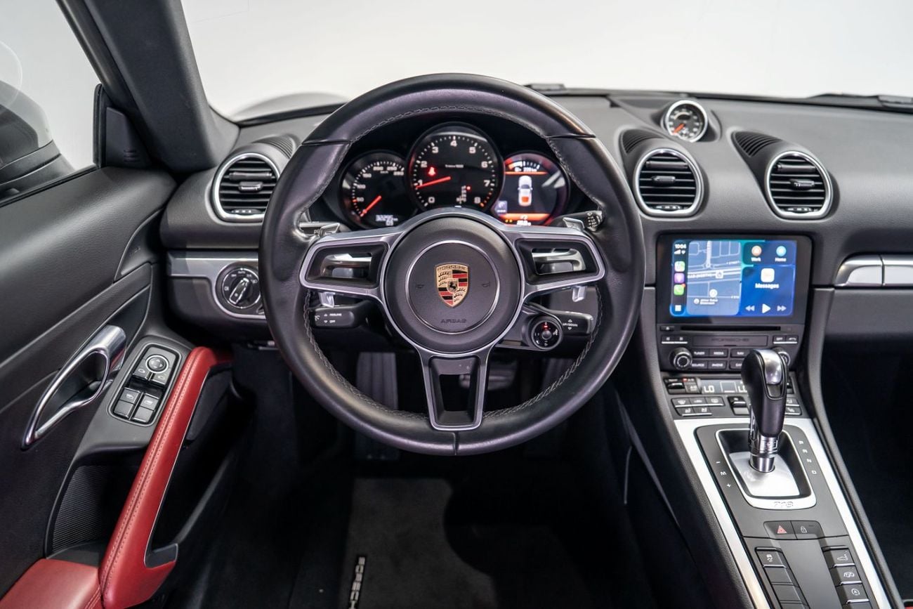 Porsche 718 Cayman
