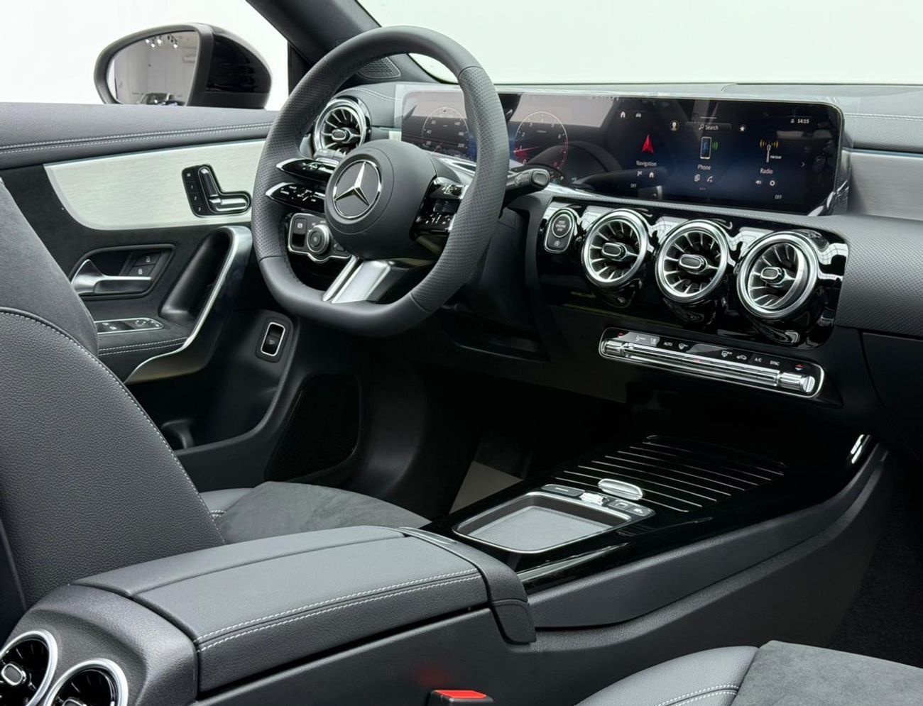 Mercedes-Benz CLA 200 *Brand New* 2026 Mercedes-Benz CLA200 AMG, 2030 Mercedes Warranty, Delivery Km, GCC