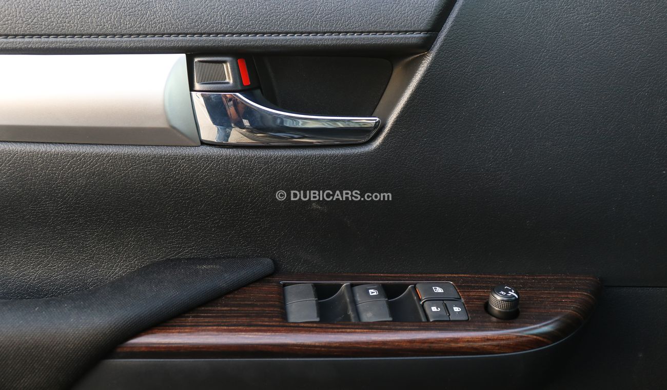 Toyota Hilux SE5  GLX-S  2.4L Diesel