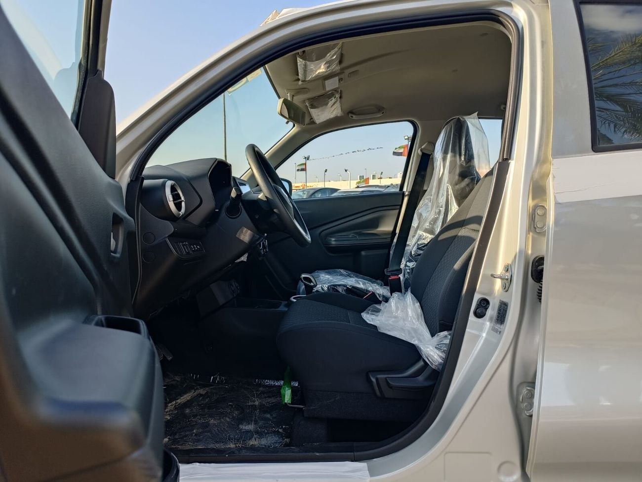 Suzuki Celerio 1.0L V4, GLX, Black Rims, A/T, Gear, SPECIAL QUANTITY DEAL OFFER FOR ALGERIA (CODE # CGLM)