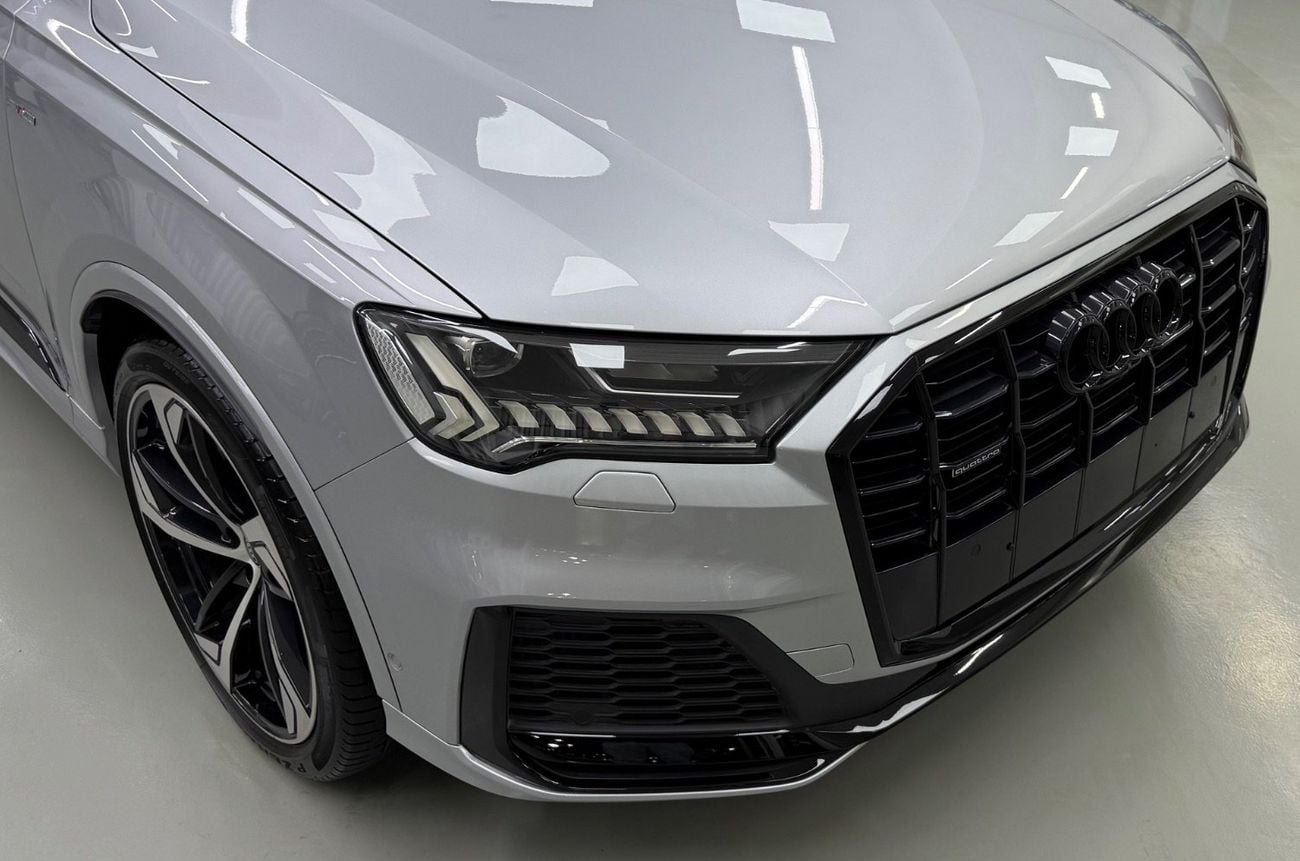أودي Q7 55 TFSI quattro S Line 2.0L