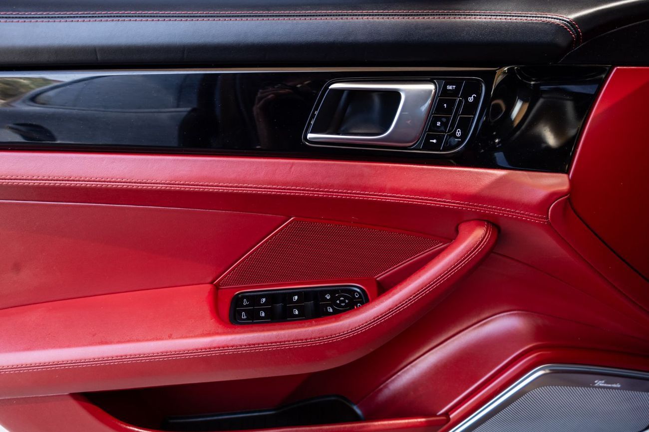 بورش باناميرا Turbo 4.0L AWD