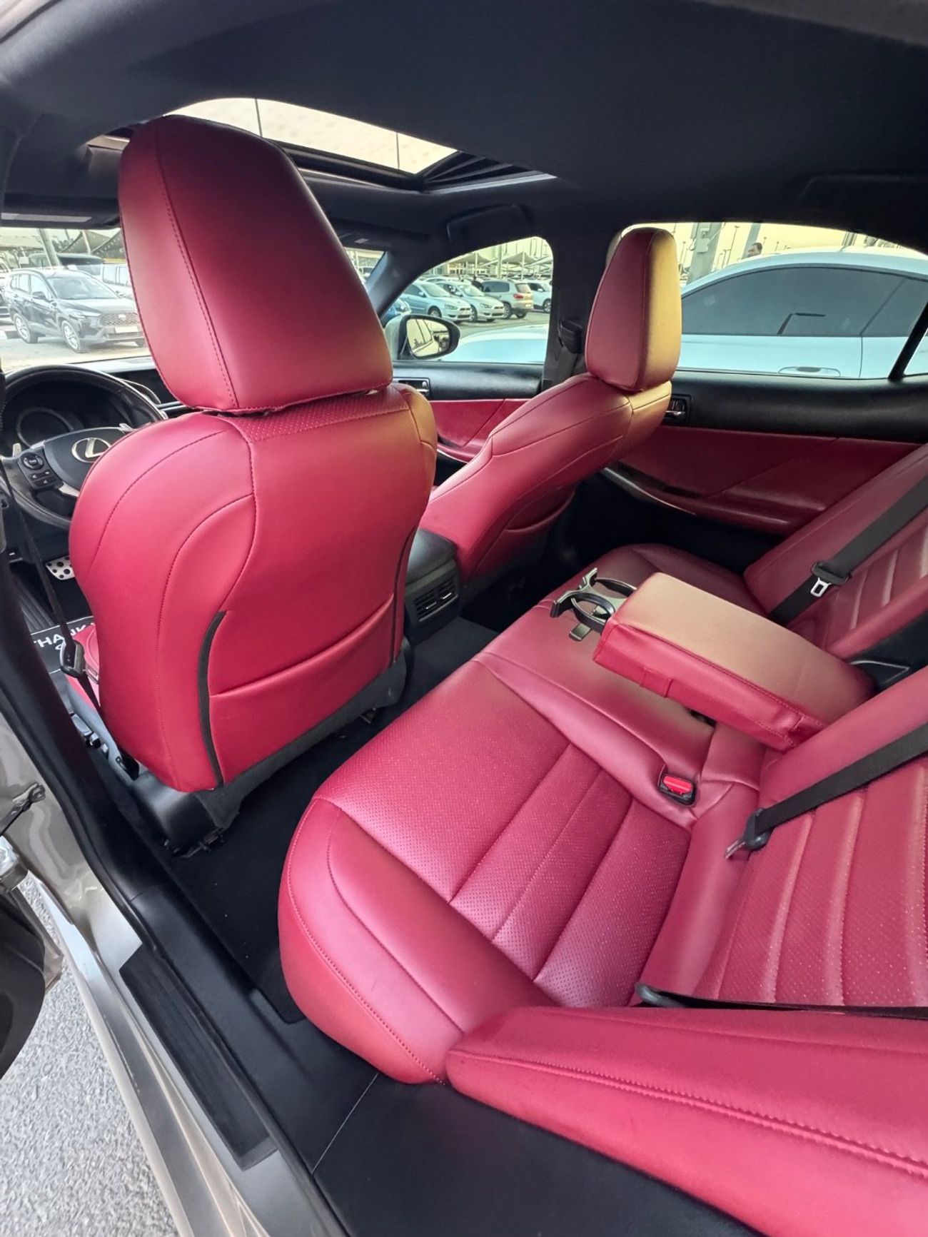 لكزس IS200t F Sport 2.0L