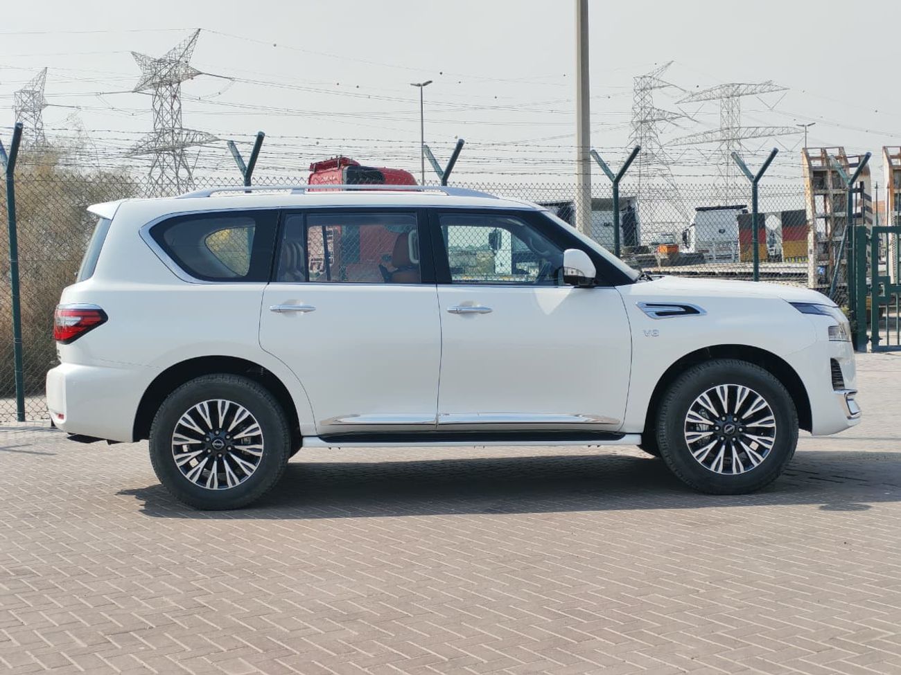 Nissan Patrol 2024 Nissan Patrol LE Platinum (Full-Option) 5.6L V8 Petrol A/T 4WD Export Only