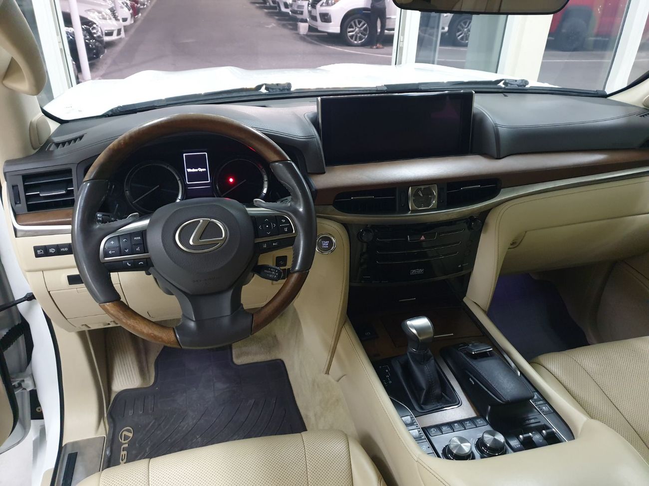 لكزس LX 570 Platinum 5.7L