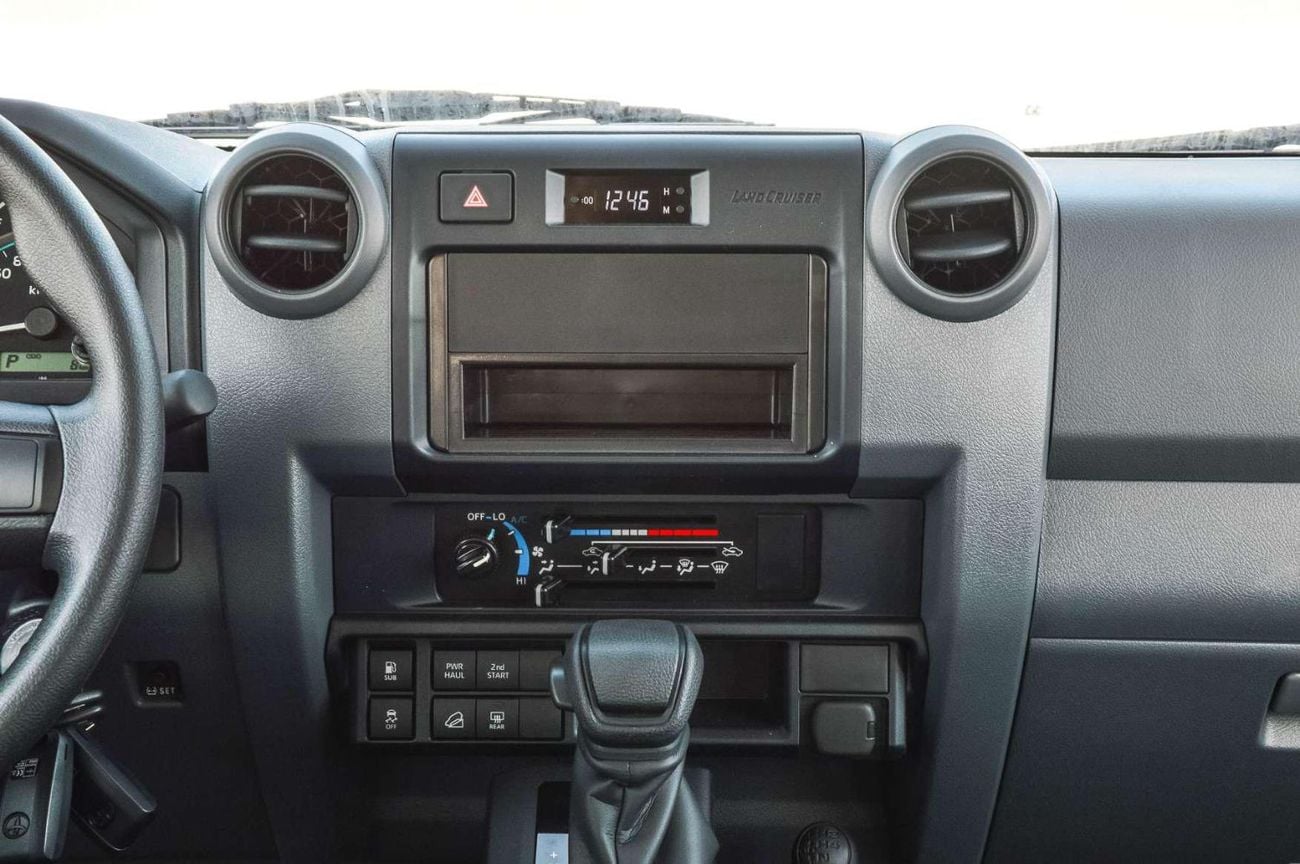 تويوتا لاند كروزر 70 TOYOTA LAND CRUISER 78 (AMBULANCE) 4.0L V6 4WD 2026