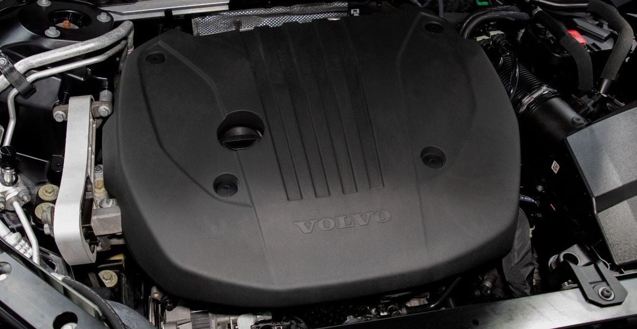 فولفو XC 60 B5 R Design 2.0L