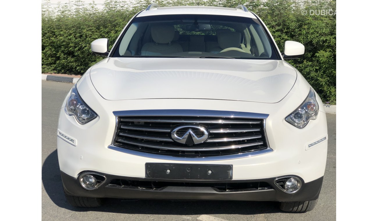 Infiniti FX37 FULL OPTION  V6 3.7 ONLY 970X60 MONTHLY EXCELLENT CONDITION UNLIMITED KM WARRANTY