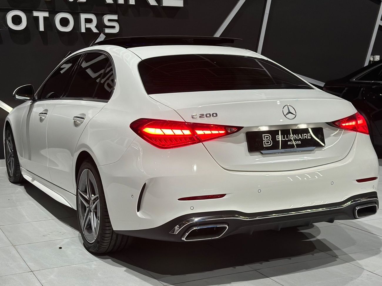 مرسيدس بنز C 200 Premium 2.0L