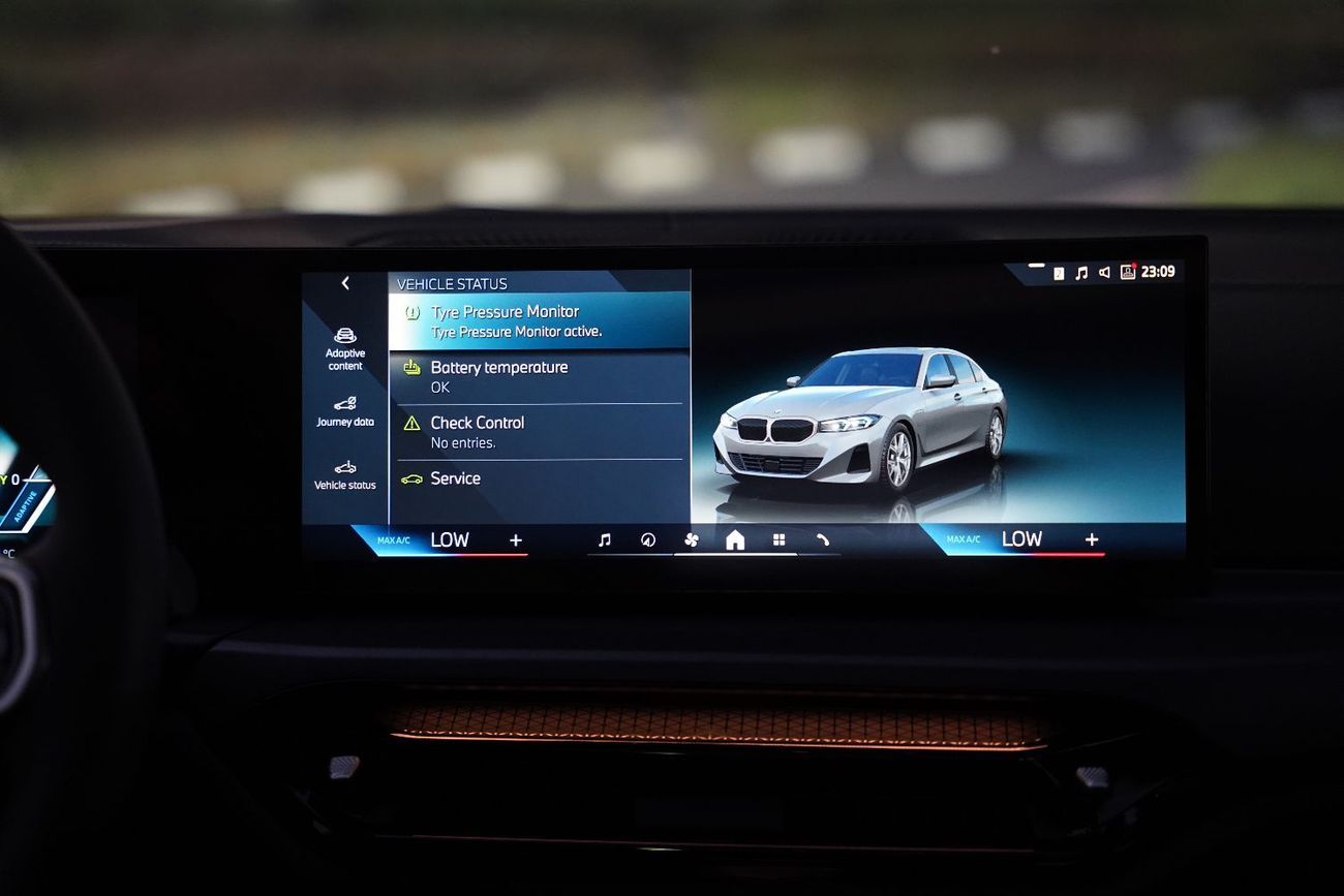 بي أم دبليو i3 2026 BMW e-Drive 35L M-Sport Package FWD 0Km