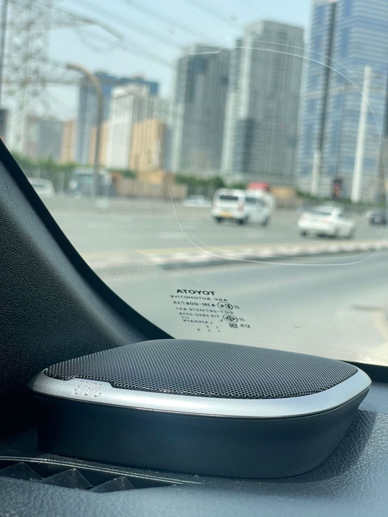 Toyota Hilux diesel engine ,2.8 liter ,Automatic gear ,year model 2024 ,right hand drive ,only for export availab