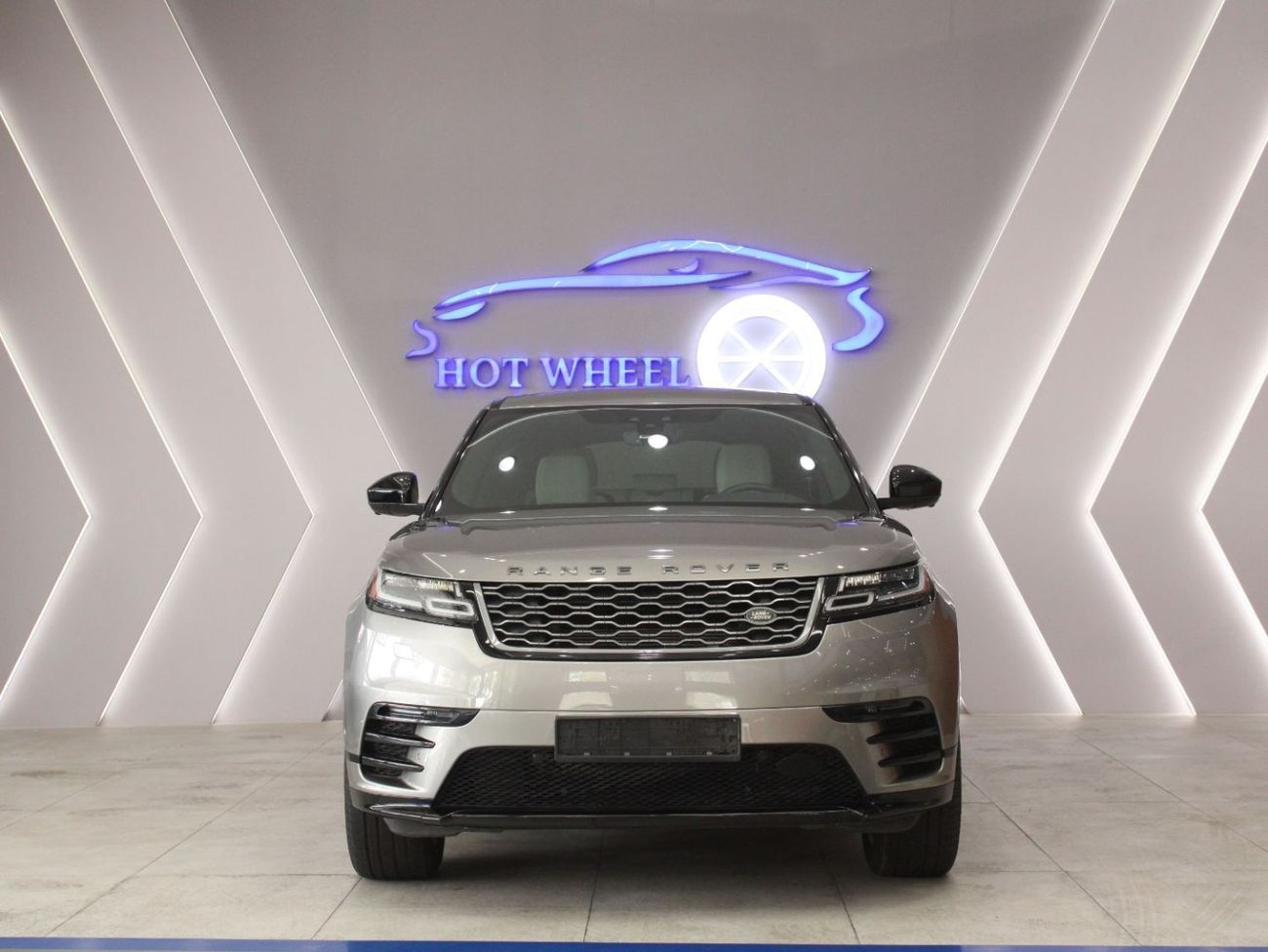 Land Rover Range Rover Velar | R-Dynamic | V4