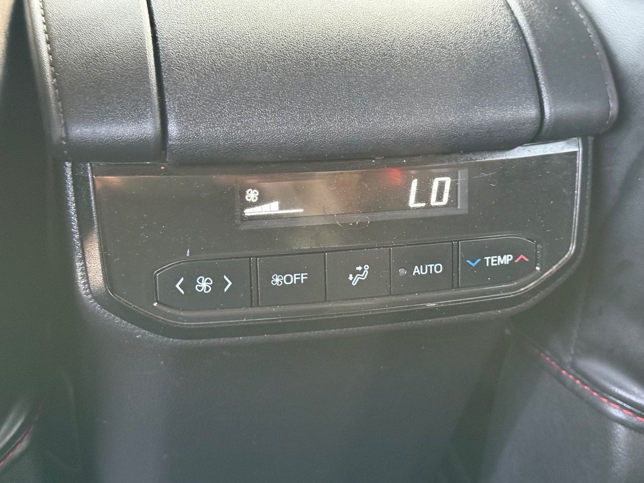 تويوتا هايلاندر LE 2.5L