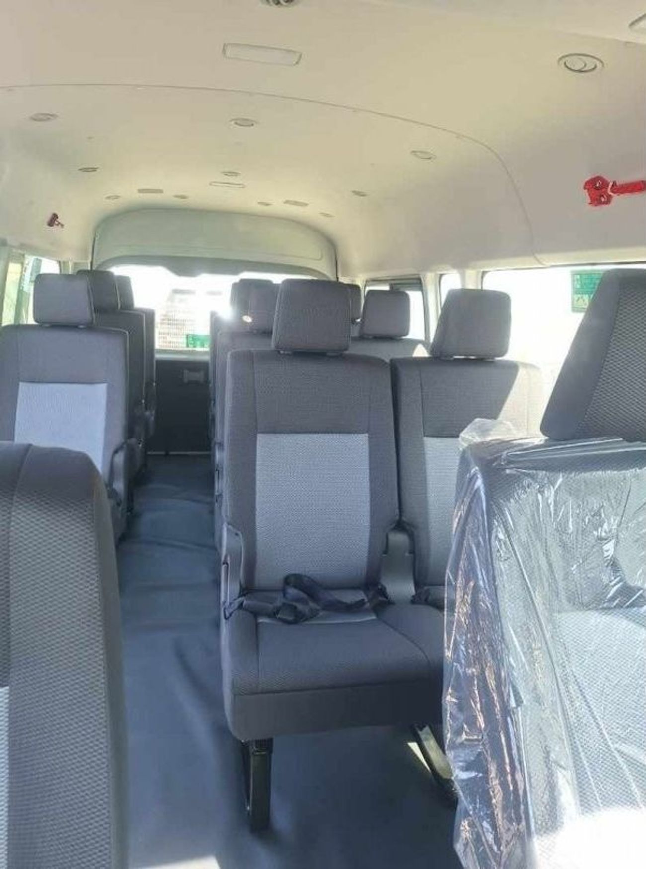 تويوتا هاياس 3.5 L , 13 seats , manual