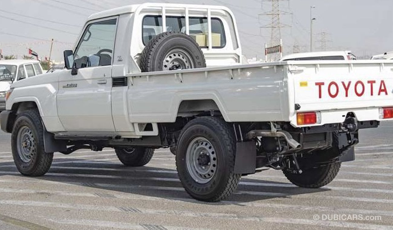 تويوتا لاند كروزر بيك آب Single cab diesel