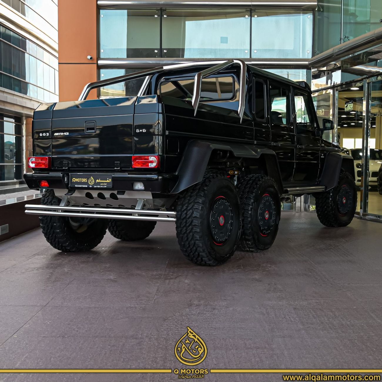 Mercedes-Benz G 63 AMG Std 4.0L 2014 MERCEDES BENZ G63 6X6 GCC DONE ONLY 1000KM