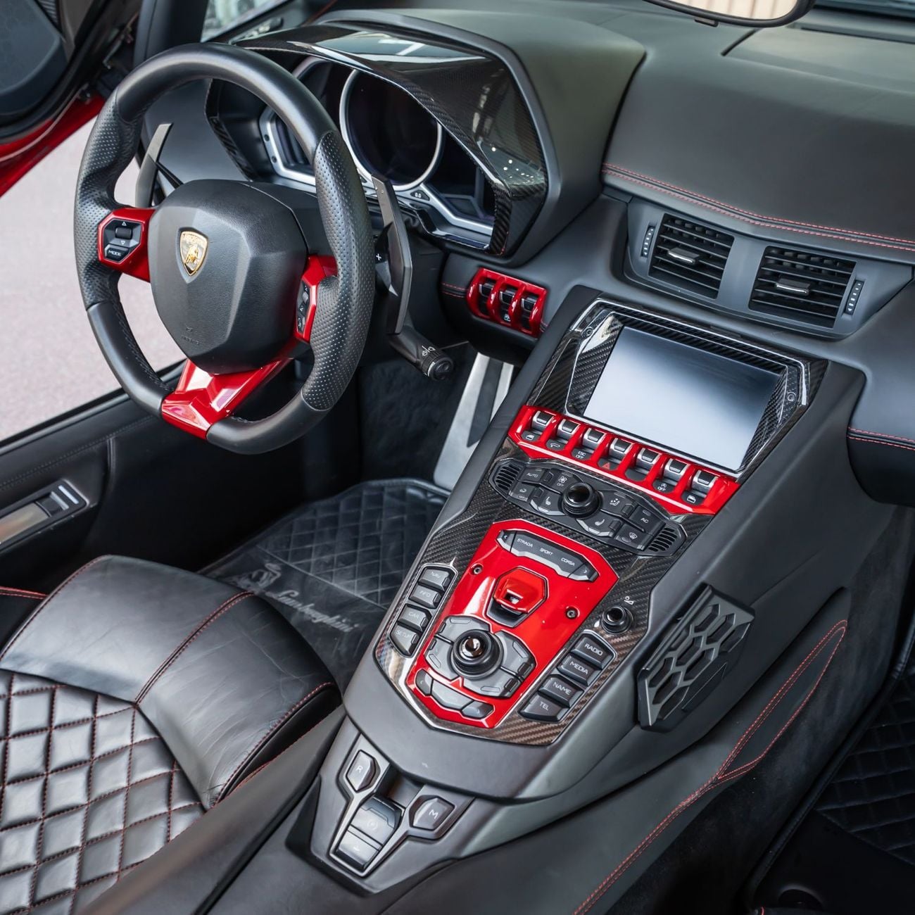 Lamborghini Aventador ROADSTER
