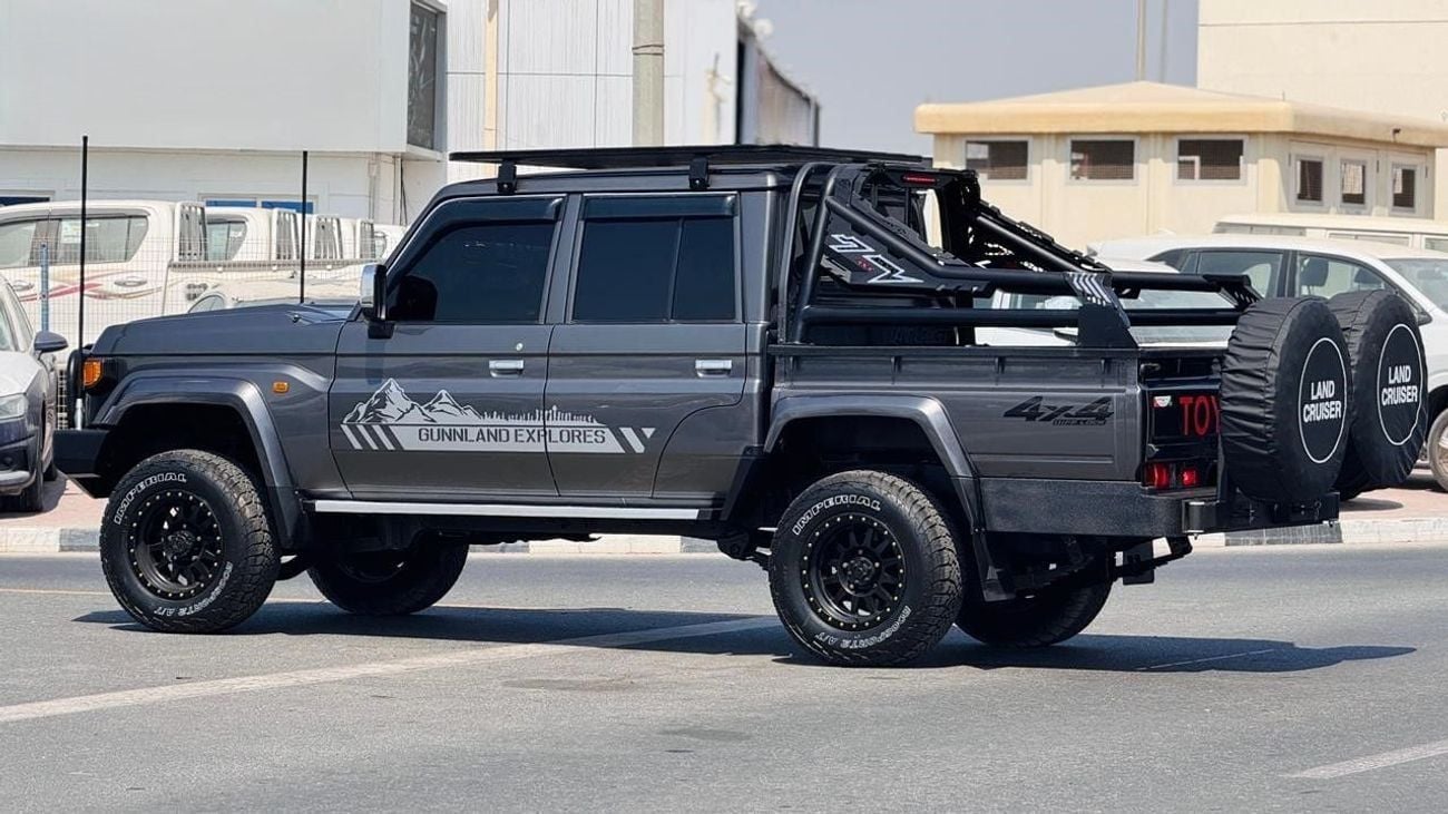 تويوتا لاند كروزر بيك آب -