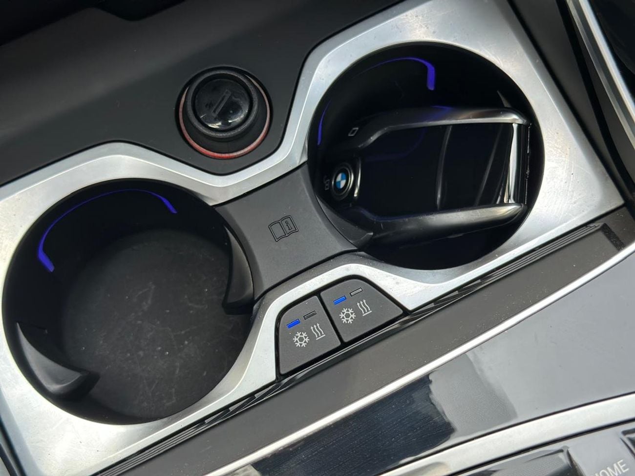 BMW X6 M50i 4.4L | 2022 | xDrive | GCC Specs | Twin Turbo V8 | Full Option | Perfect Condition