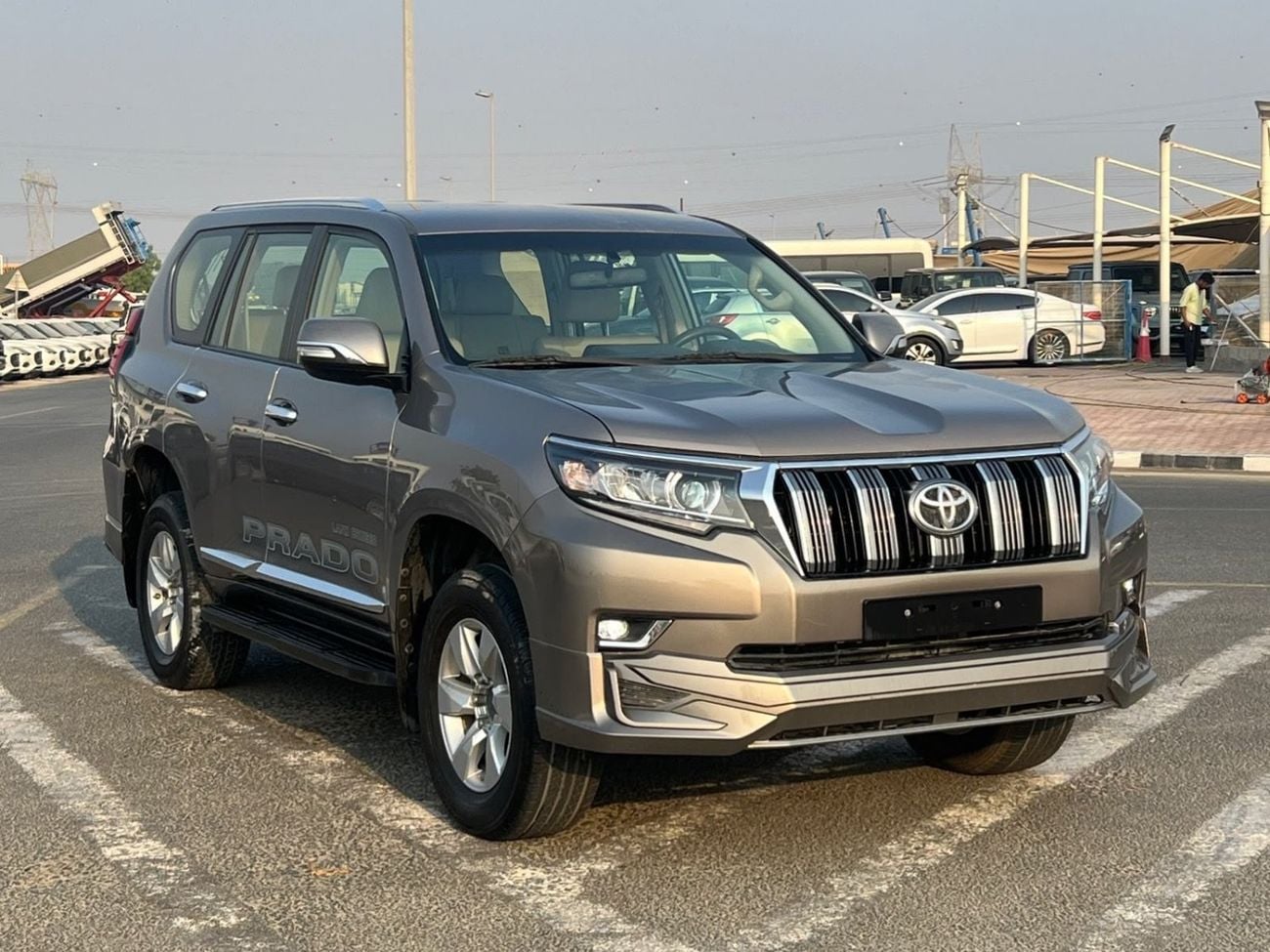 Toyota Prado TX-L 2022  Toyota Prado TXL 2.7L V4- AWD 4x4 - No Accedent -  - Rear Sensor -