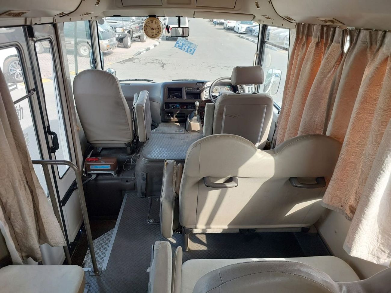 ميتسوبيشي روزا (RAMADAN OFFER) MITSUBISHI ROSA BUS RHD 2003 MODEL 5.2 L DIESEL MANUAL(PM00111)