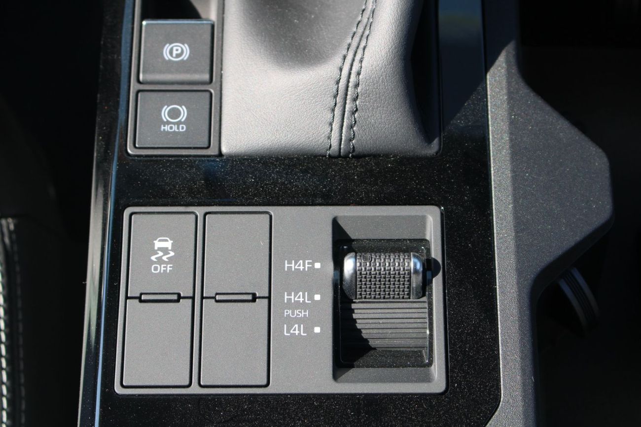 تويوتا برادو TOYOTA PRADO 2.7L PETROL 4WD LIMITED AUTO