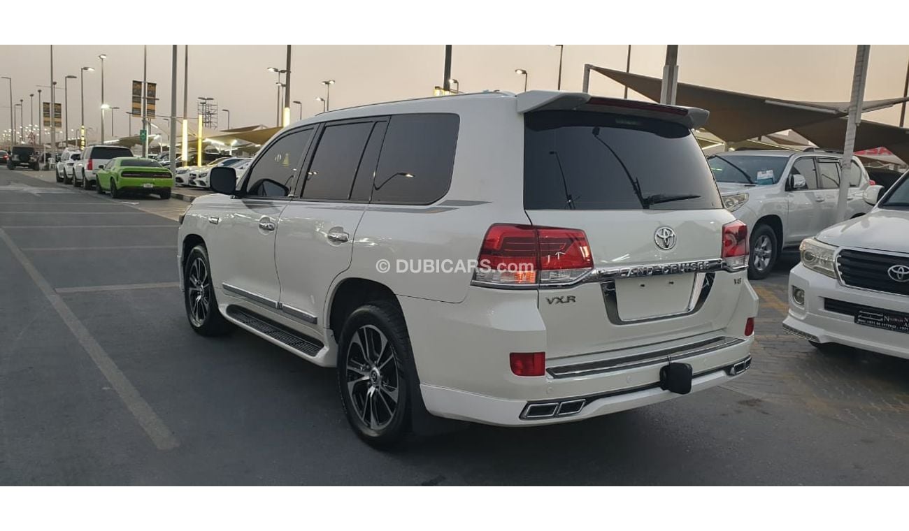Toyota Land Cruiser V8 GX.R full options upgrade 2021