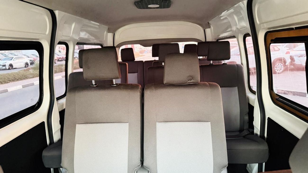 Toyota Hiace 13 SEATER | 2WD | AUTOMATIC TRANSMISISON | 2.8L DIESEL ENGINE | 2024 | RHD
