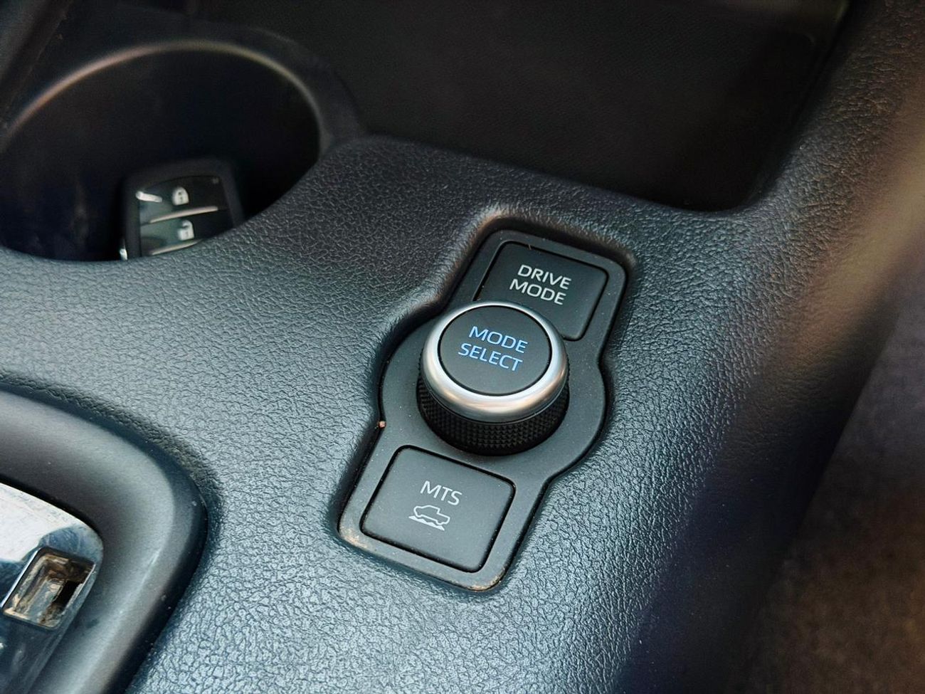 Toyota Hilux HYBRID DIESEL ENGINE | PUSH START | POWER SEAT | 2024 | AUTOMATIC | RHD