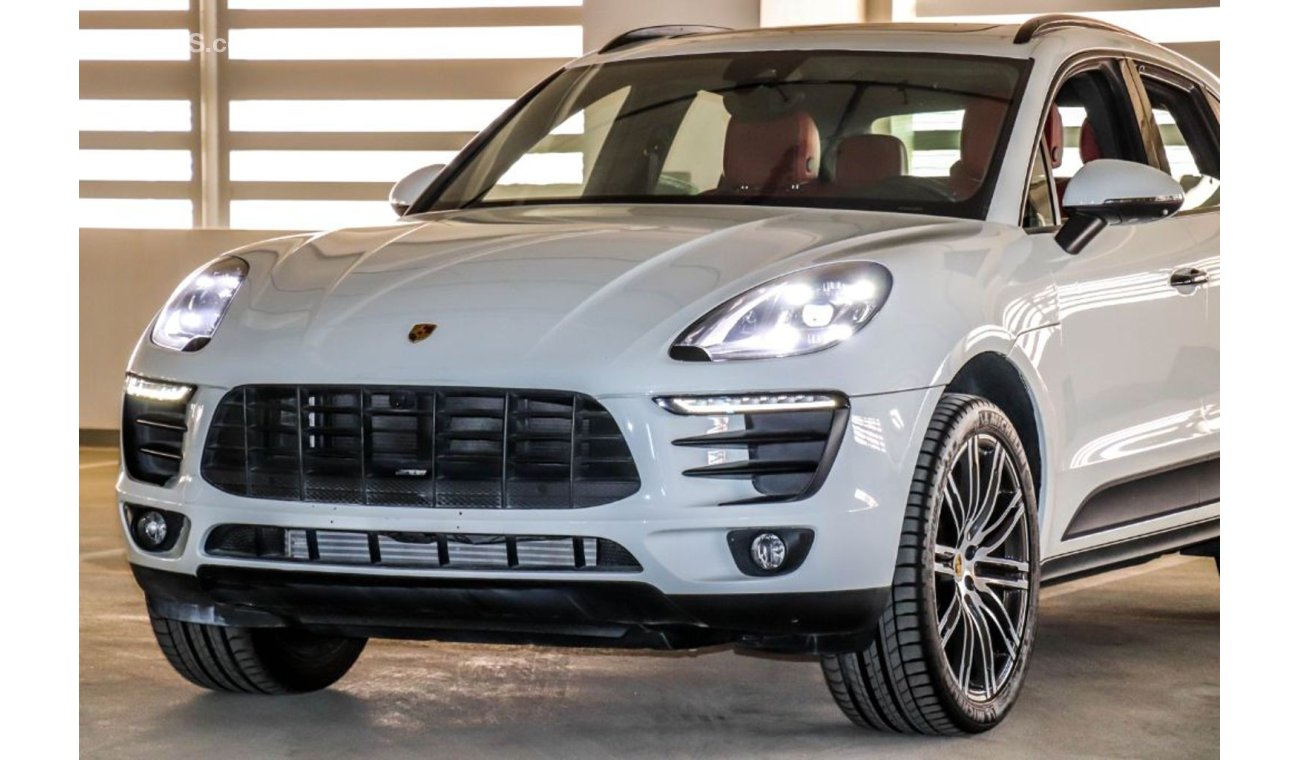 بورش ماكان Porsche Macan 2018 GCC under Agency Warranty with Zero Down-Payment.