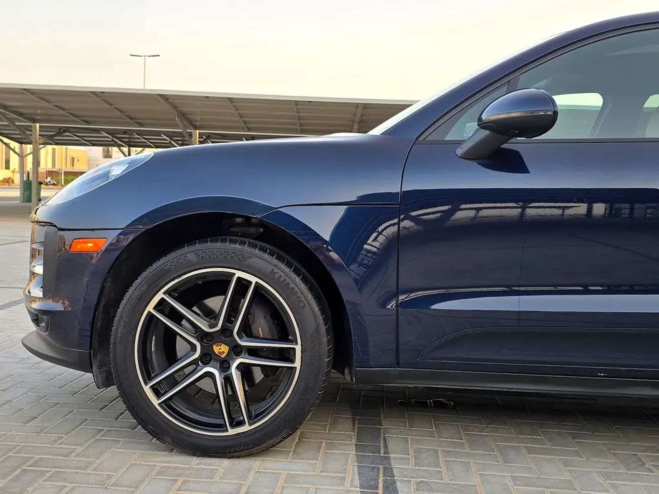 Porsche Macan Standard - American Specs