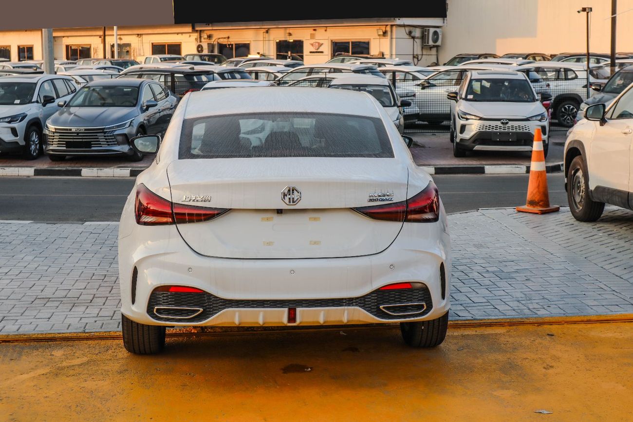 أم جي 5 MG 5 – 1.5L 180 DVVT – Full Option – 2025 Model