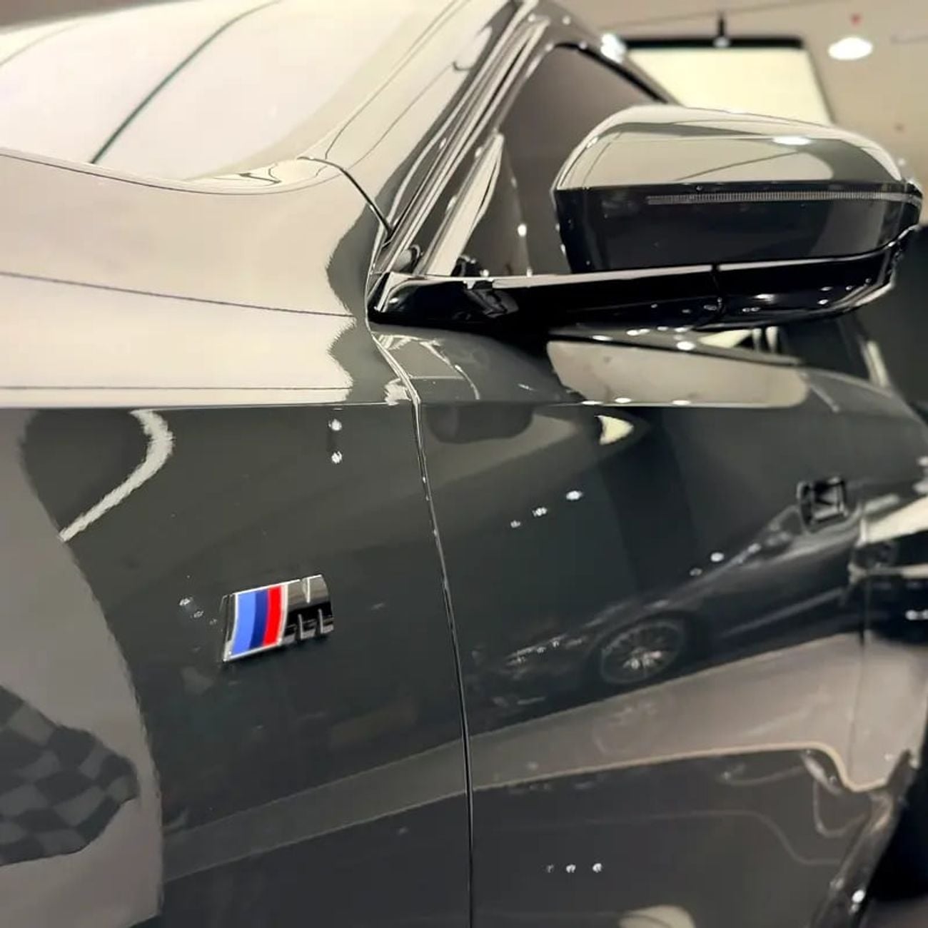 BMW 740i 740i M Sport GCC Specs - Like New!