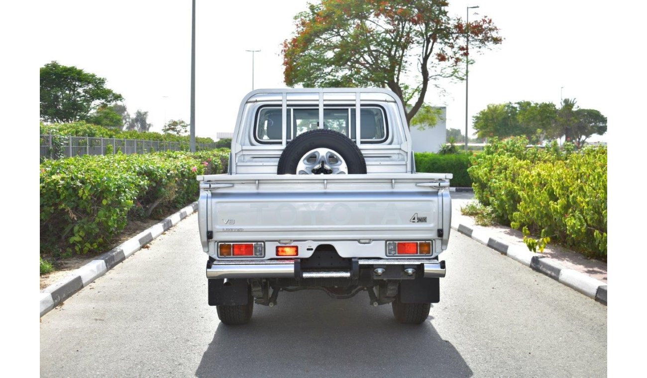 Toyota Land Cruiser Pick Up Double Cab  LX Limited V8 4.5L Diesel Manual Transmission