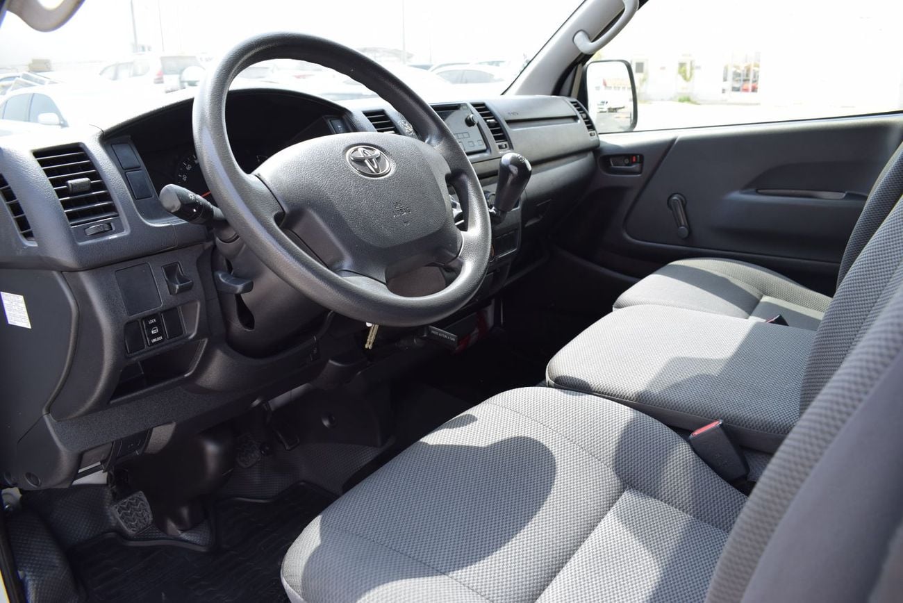 Toyota Hiace GL