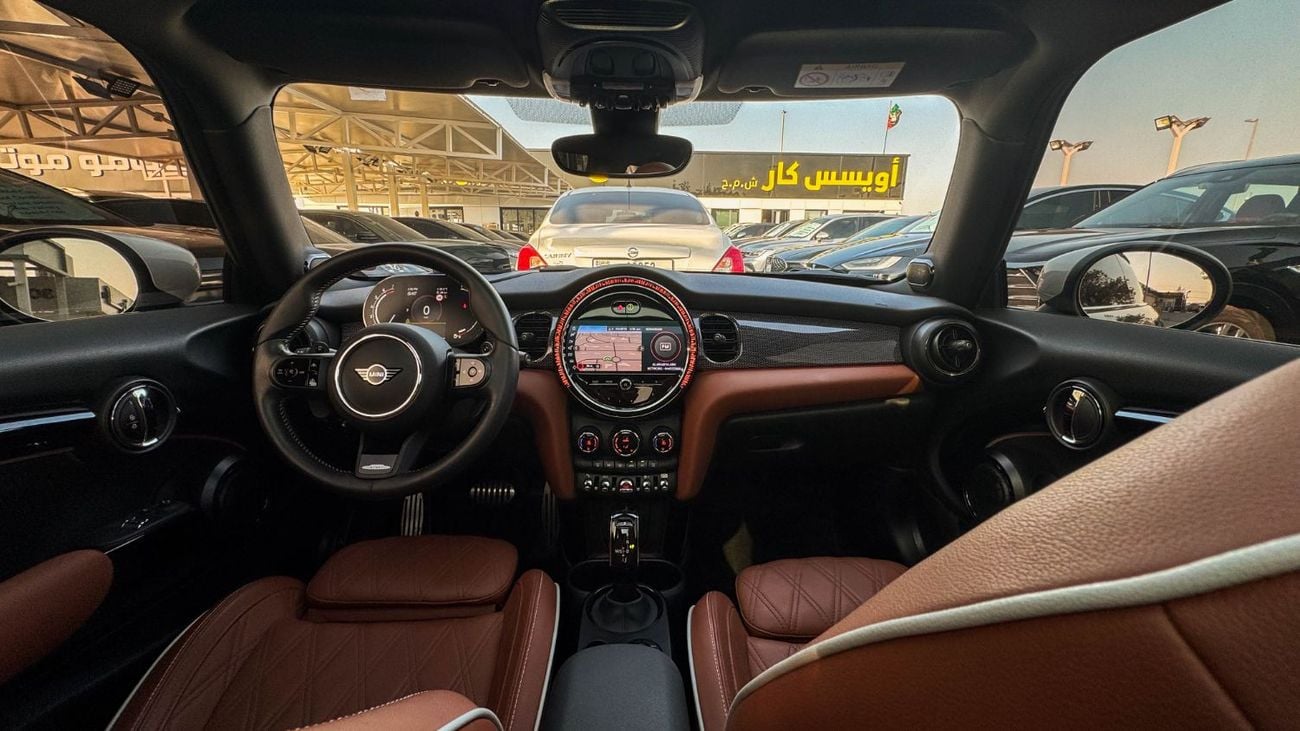 ميني كوبر إس JCW Kit 2022 Full Service History GCC Low Mileage 2.0L Turbo 4 Cylinders