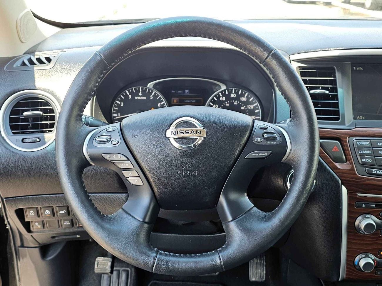 نيسان باثفايندر PLATINIUM/ 4WD V6/ DUAL SUNROOF/ HEATING-COOLING SEATS/  BUTTON START/ 758 Monthly /LOT#25362