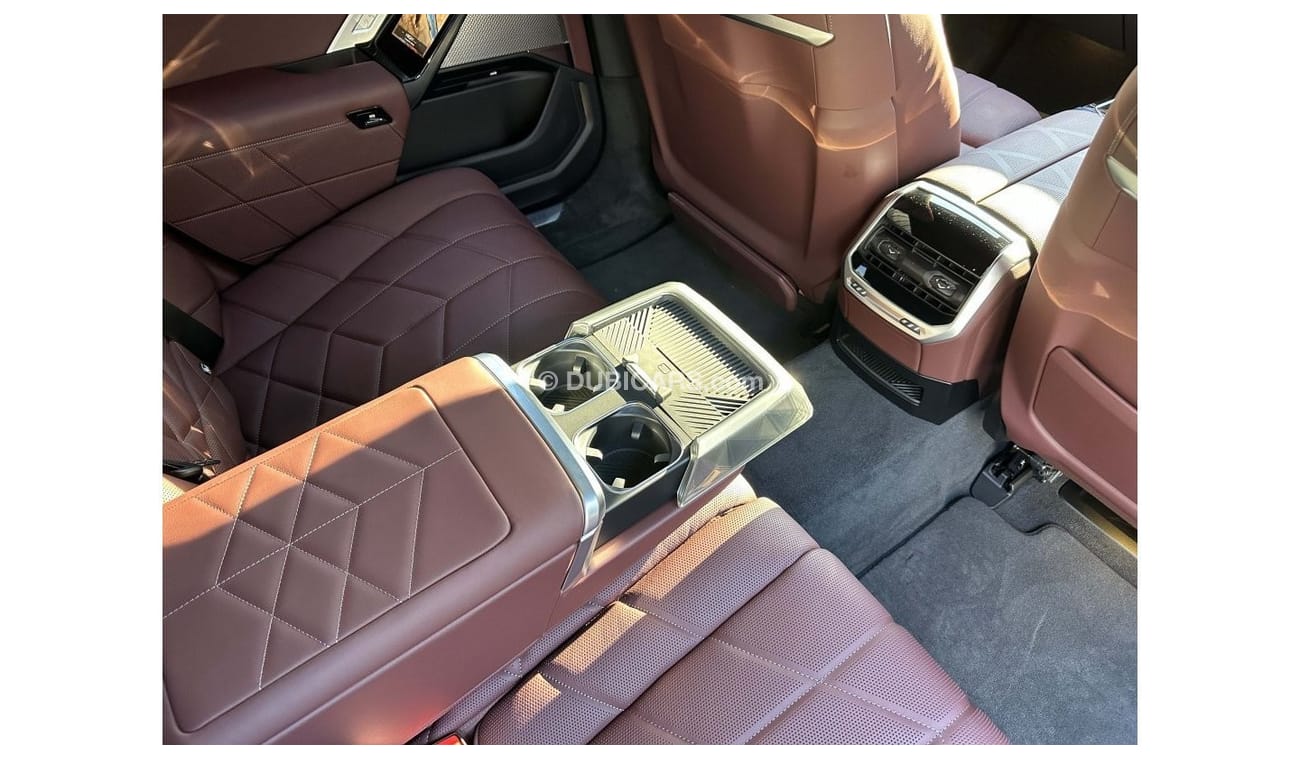 BMW i7 i7 M Sport Right Hand Drive