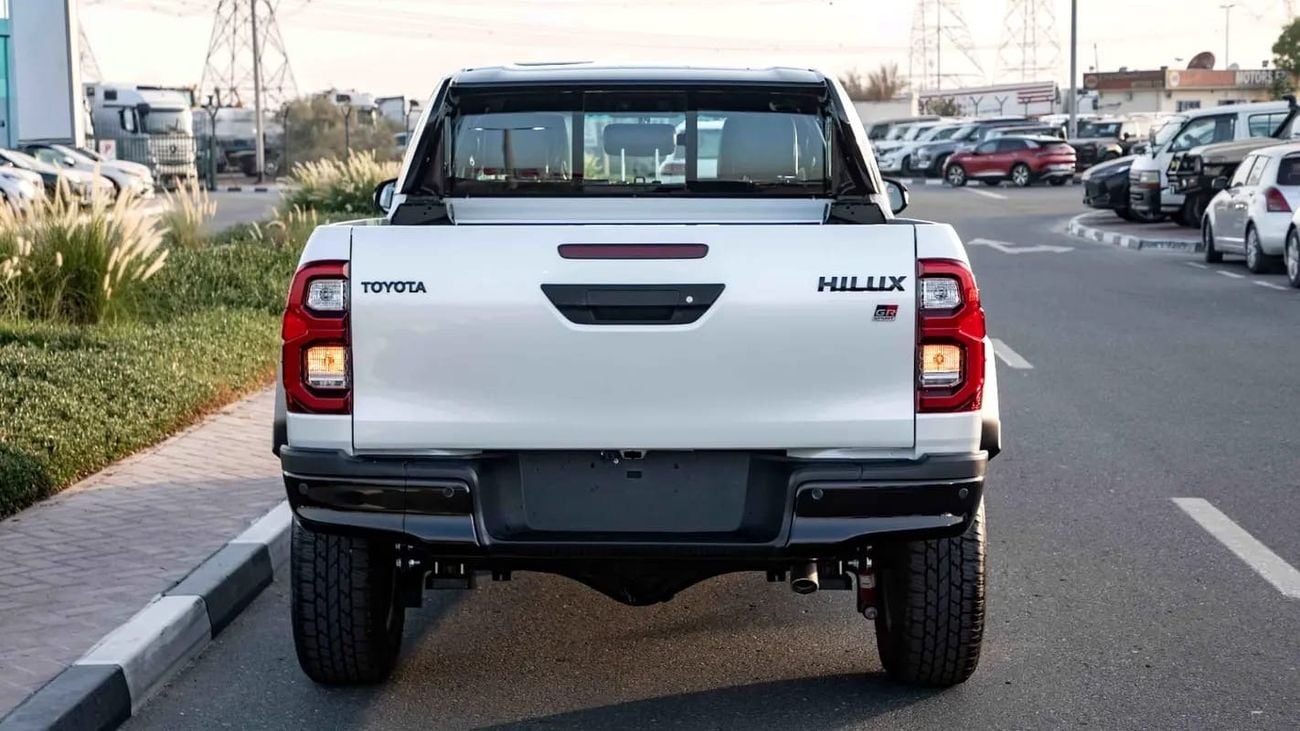 Toyota Hilux GR SPORT