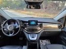 Mercedes Benz V 250 AVANTGARDE/E MERCEDES V-250 GCC 2023 // 2KEYS // PERFECT CONDITION // 8SEATS // ACCIDENT FREE