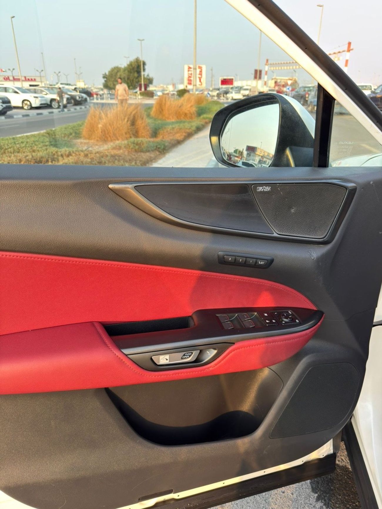 Lexus NX350 Premier 2.4L ( CYL)