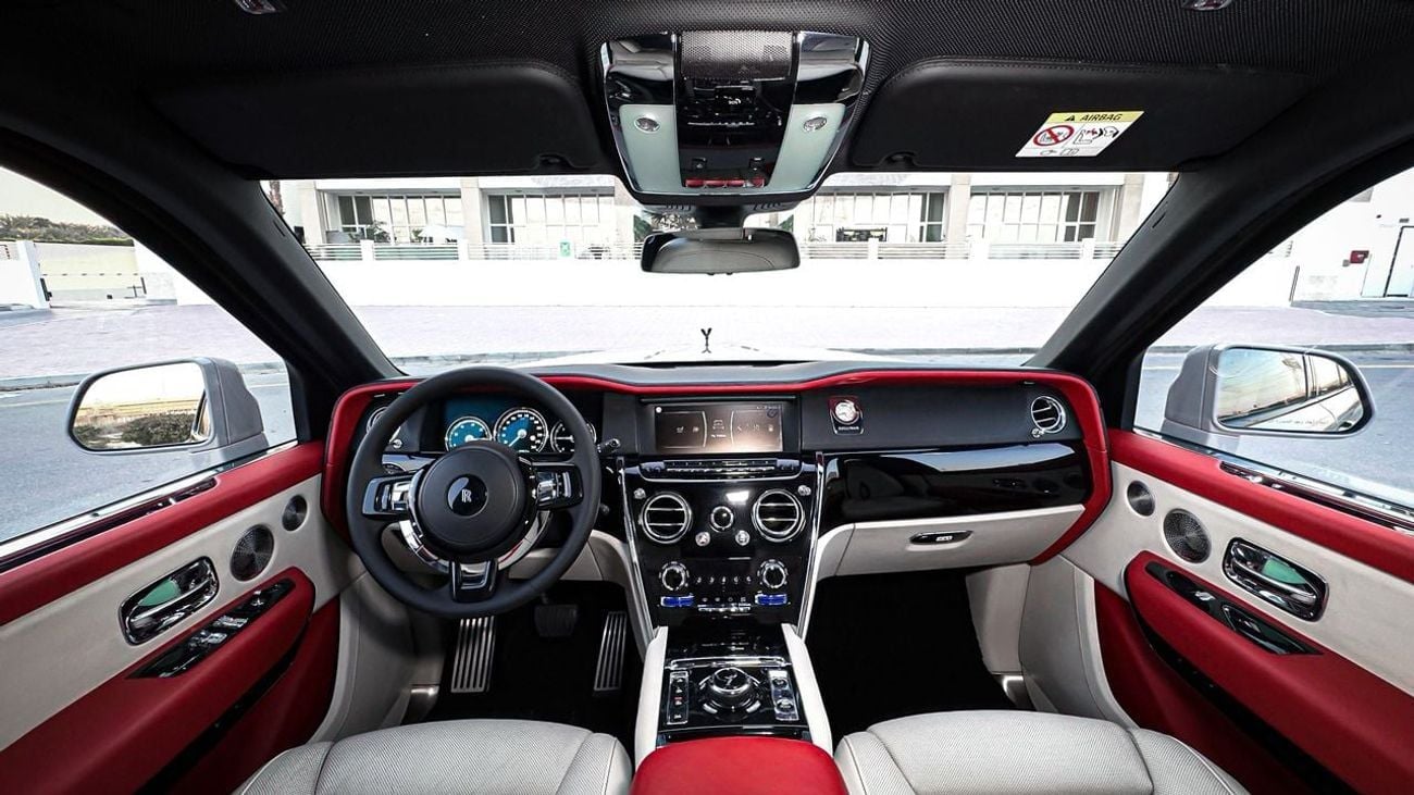 Rolls-Royce Cullinan Blackbadge 2025 Facelift Convert