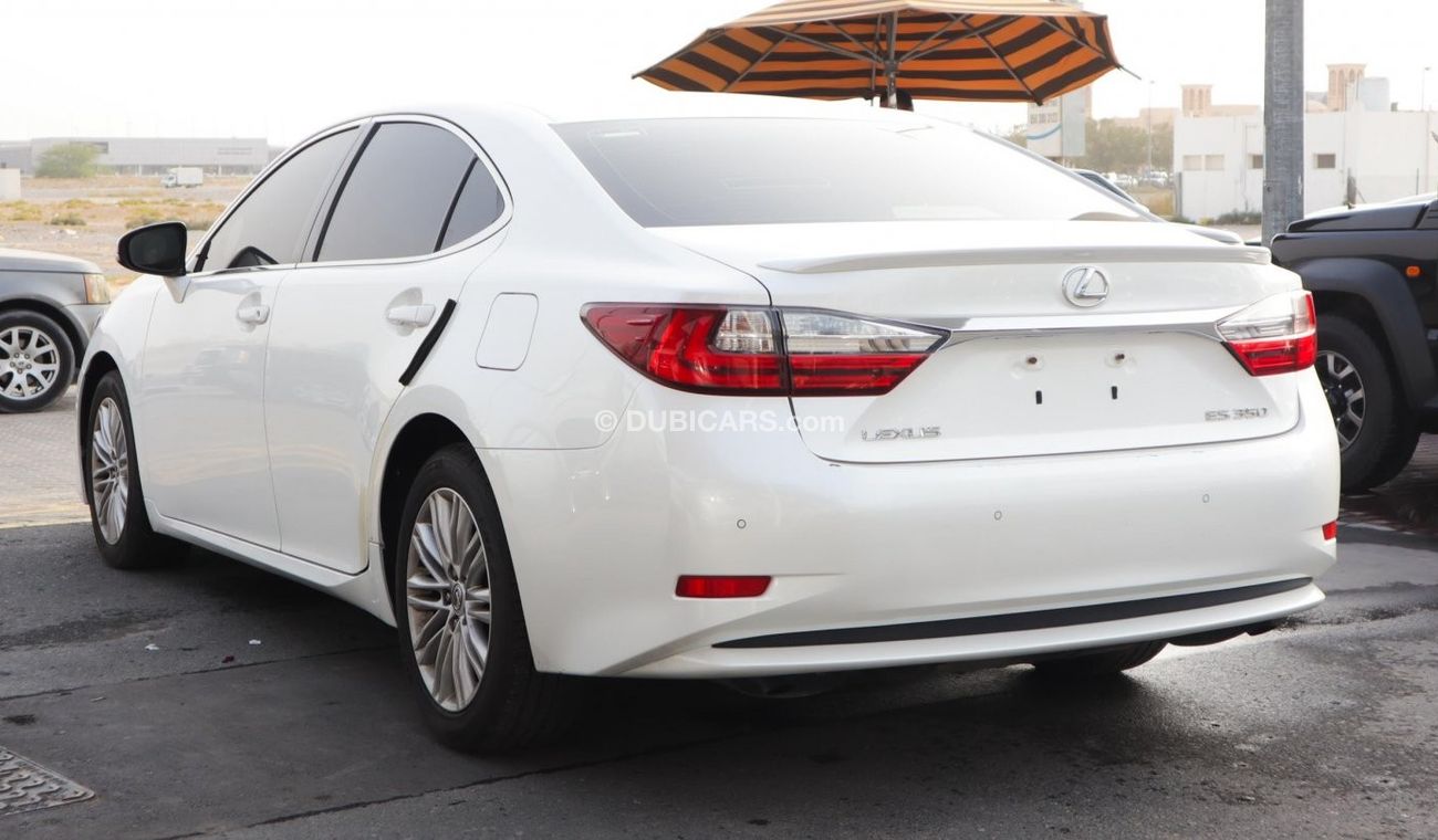 Lexus ES350