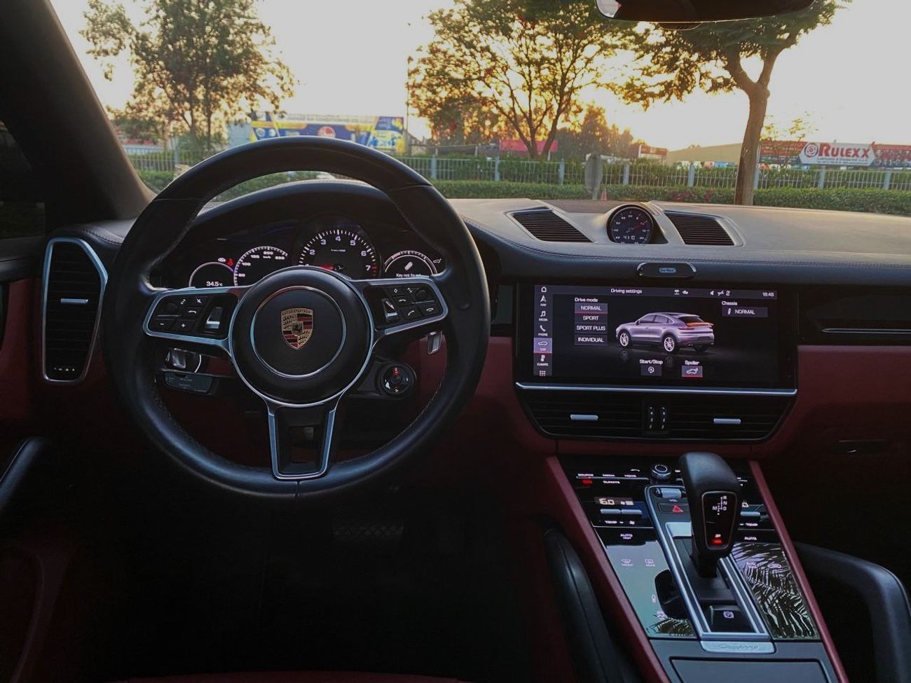 Porsche Cayenne Std 3.0L (340 HP)