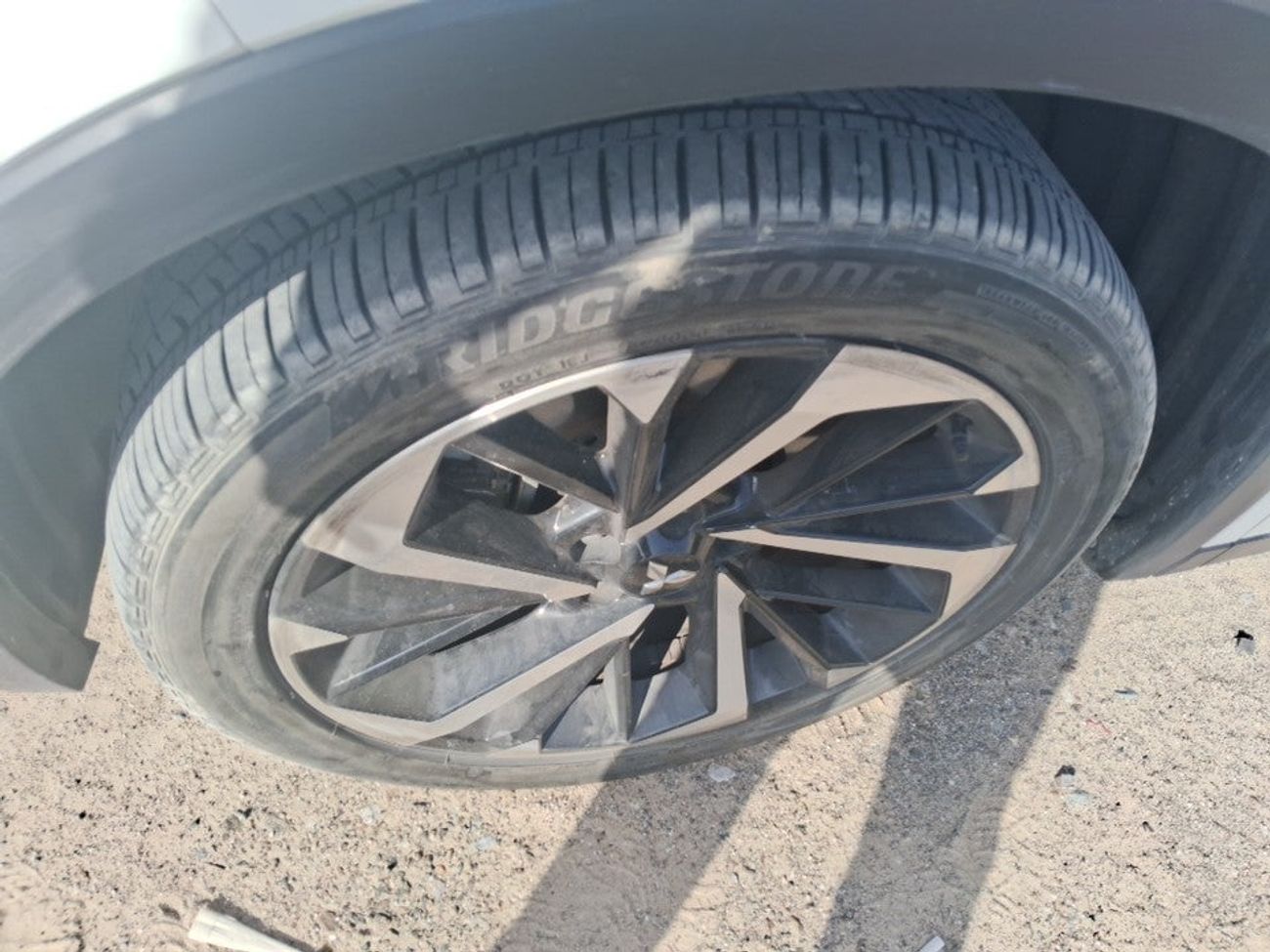 ميتسوبيشي آوتلاندر PREMIUM 2.4 | بدون دفعة مقدمة | اختبار القيادة في المنزل