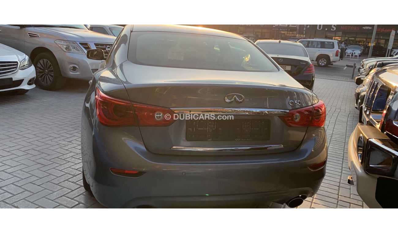 Infiniti Q50 2,0 T. V4  GCC